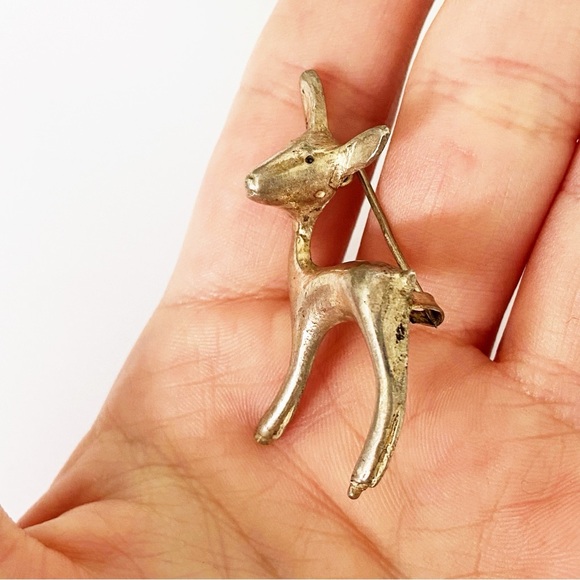 Vintage sterling silver deer brooch pin - Picture 4 of 6